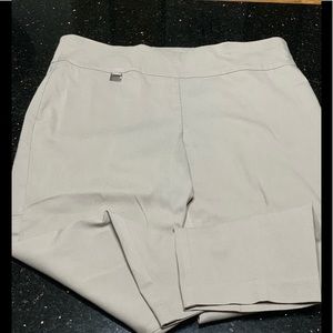 Alfani Capri pants